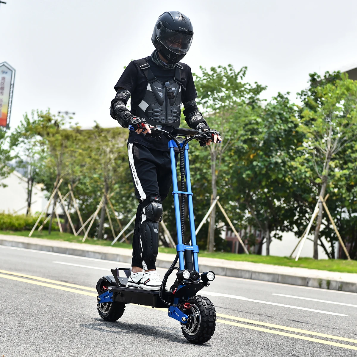 China Factory Top Quality maike kk10s pro electric scooter off road 11 inch 5600w dual motor scooter dropship electric scooter