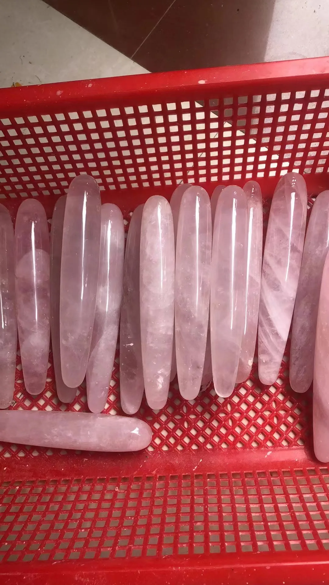 Wholesale Natural Crystal Crafts Rose Quartz Crystal Jade Obsidian Yoni Wand Happy Dildo Bend Massage Wand for Women
