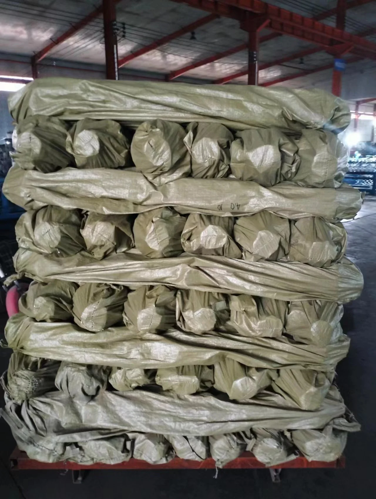 2023 Factory direct 6*6*2.4*4 Green PVC coated Chain Link Fence Wire Mesh