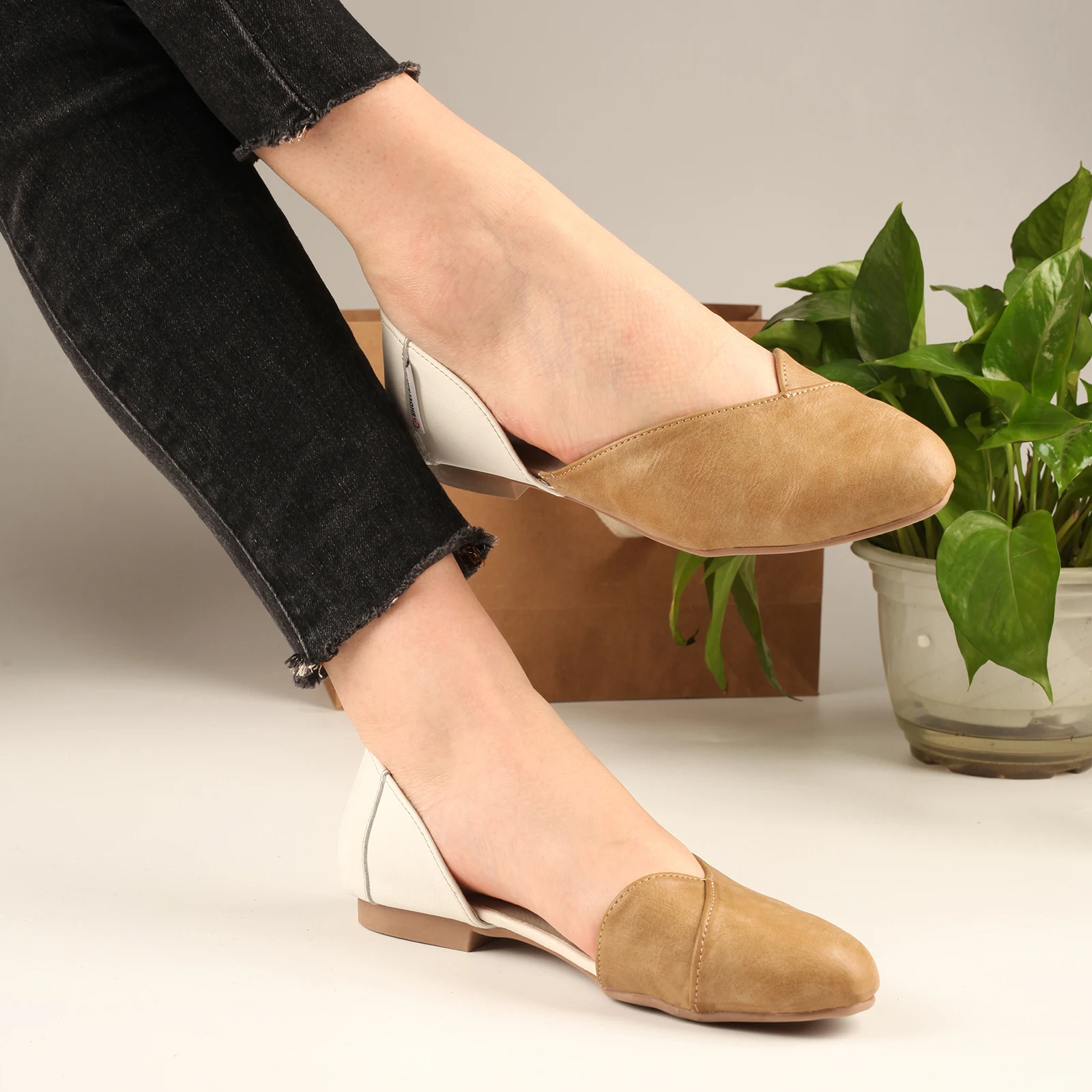 New Arrival Slides Footwear Cute Fashion Transparent Jelly LadyShoes 2022 Summer Sandals