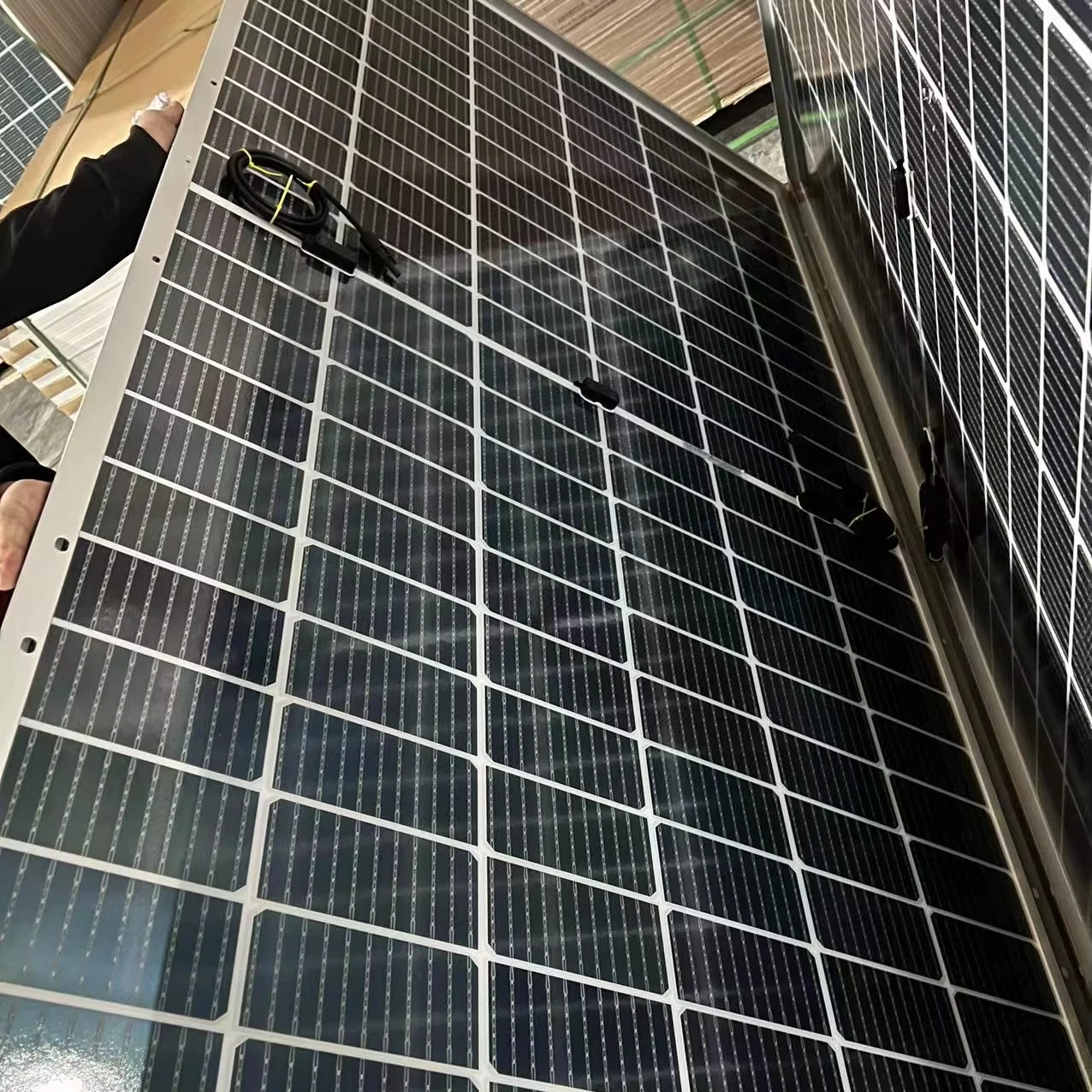 Bifacial Glass All Black Solar Photovoltaic Panel 450W 455W 480W Solar Panel N Type Solar Cells Solar Pv Panels 455W