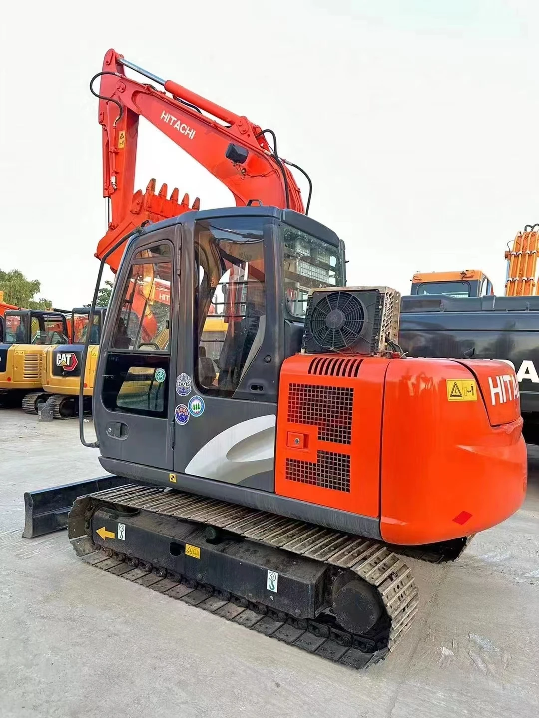 Japanese Brand Used Hitichi ZX60 Excavator Secondhand Digging Machine Using for Road Work Original Construction Hitachi Zx60