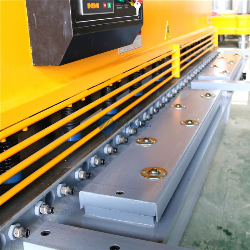 Swing beam shearing machine  QC12Y-8x3200  Hydraulic shear cutting machine