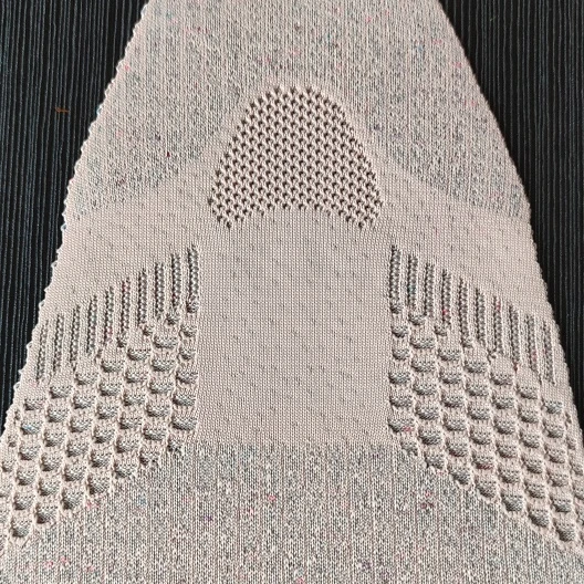 2022 new design customizable fly knit fabric casual comfortable fly knit upper capellada para zapatillas