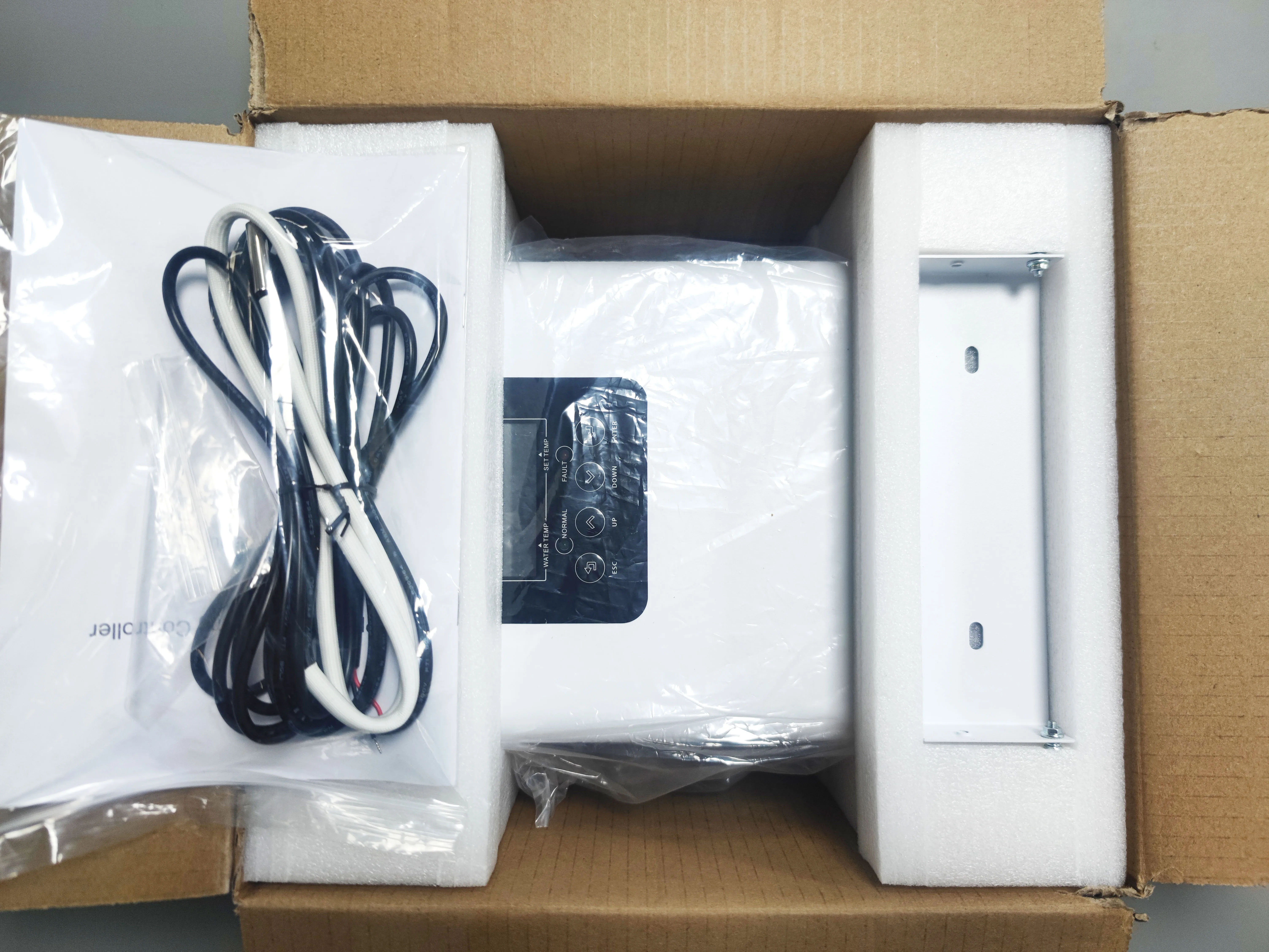 OEM 4KW MPPT AC DC PV SOLAR WATER HEATER For Bathroom shower