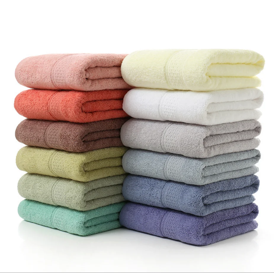 Wholesale household thin bath towel cheap 70 140 luxury 100% cotton plain bath towels