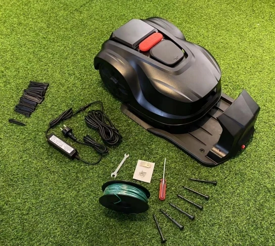 robotic lawn mover with TUYA app control IPX4 water proof smart navigation