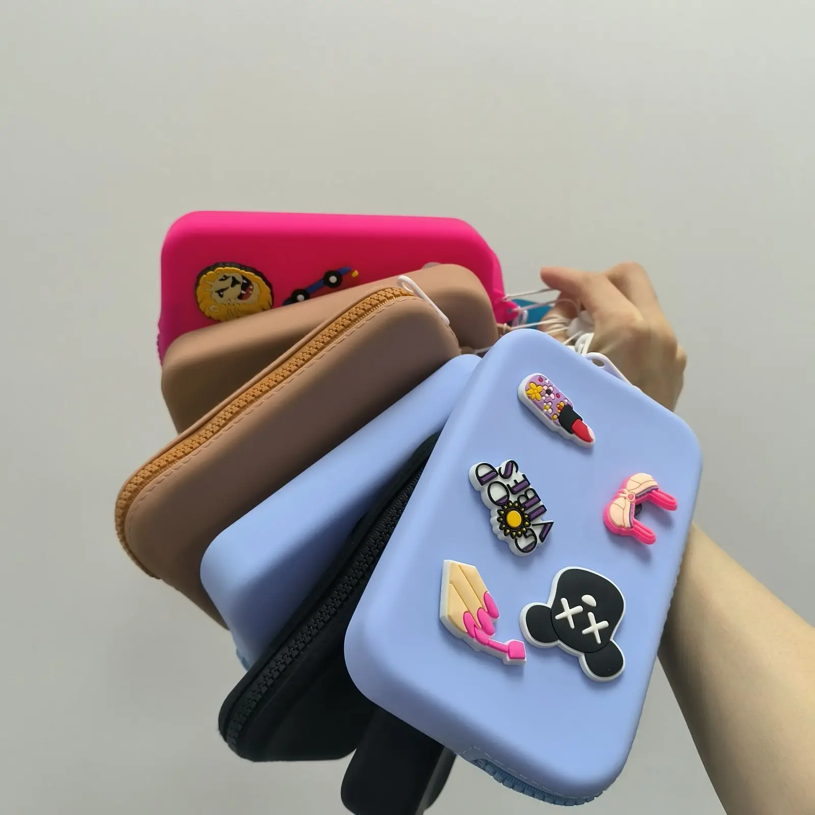 New ladies bags trend charms silicone coin purse factory wholesale silicone bag
