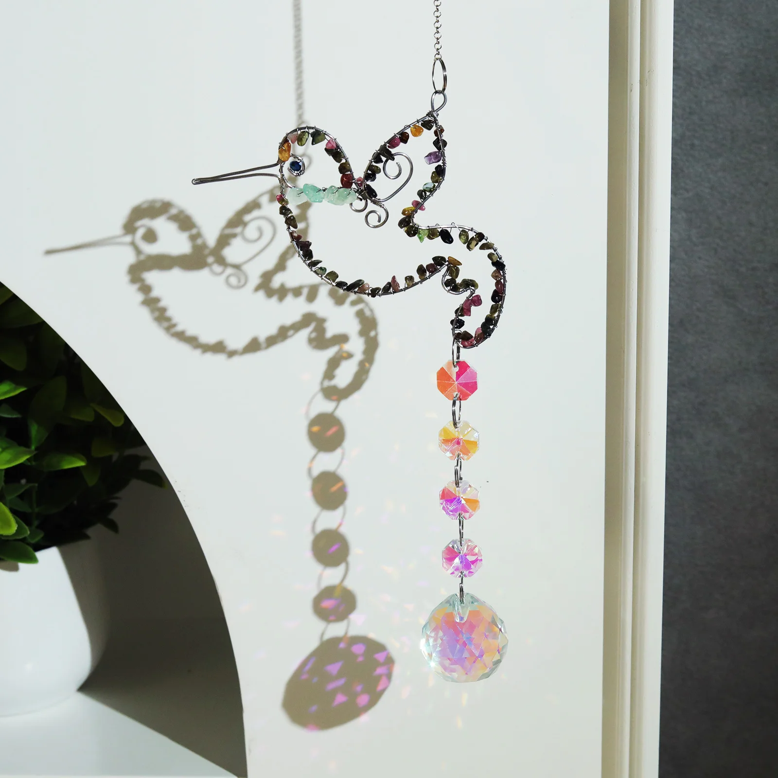 Stone Sun catchers Window Prisms Hanging  Natural Crystal Healing Stone Sun Catchers Hanging for Windows Rainbow Maker
