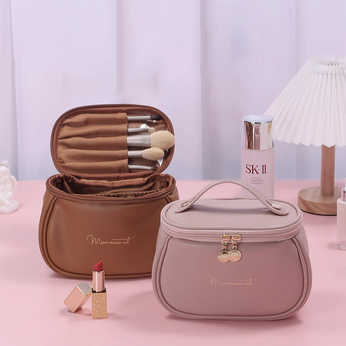 New woman makeup brush handbag Korean PU fashion tote toiletry bag travel storage large cosmetic bag wholesale