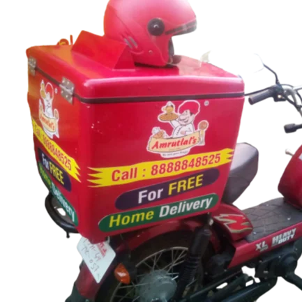 Large Volume FOOD DELIVERY BOX FOR BIKES, SCOOTERS, MOTORCYCLES, CYCLES.