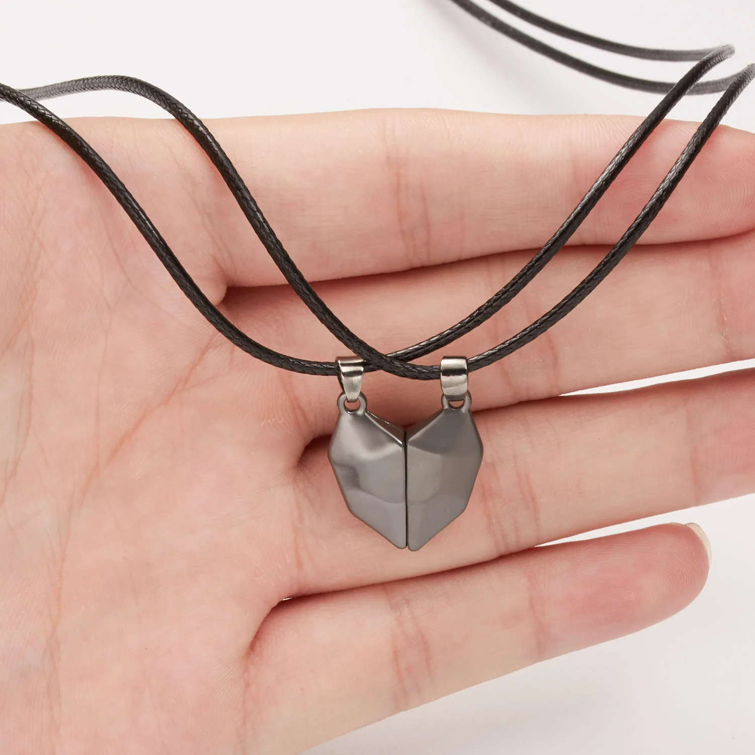 Fashion couple magnetic necklace, couples necklace pair half heart, romantic lover necklace jewelry
