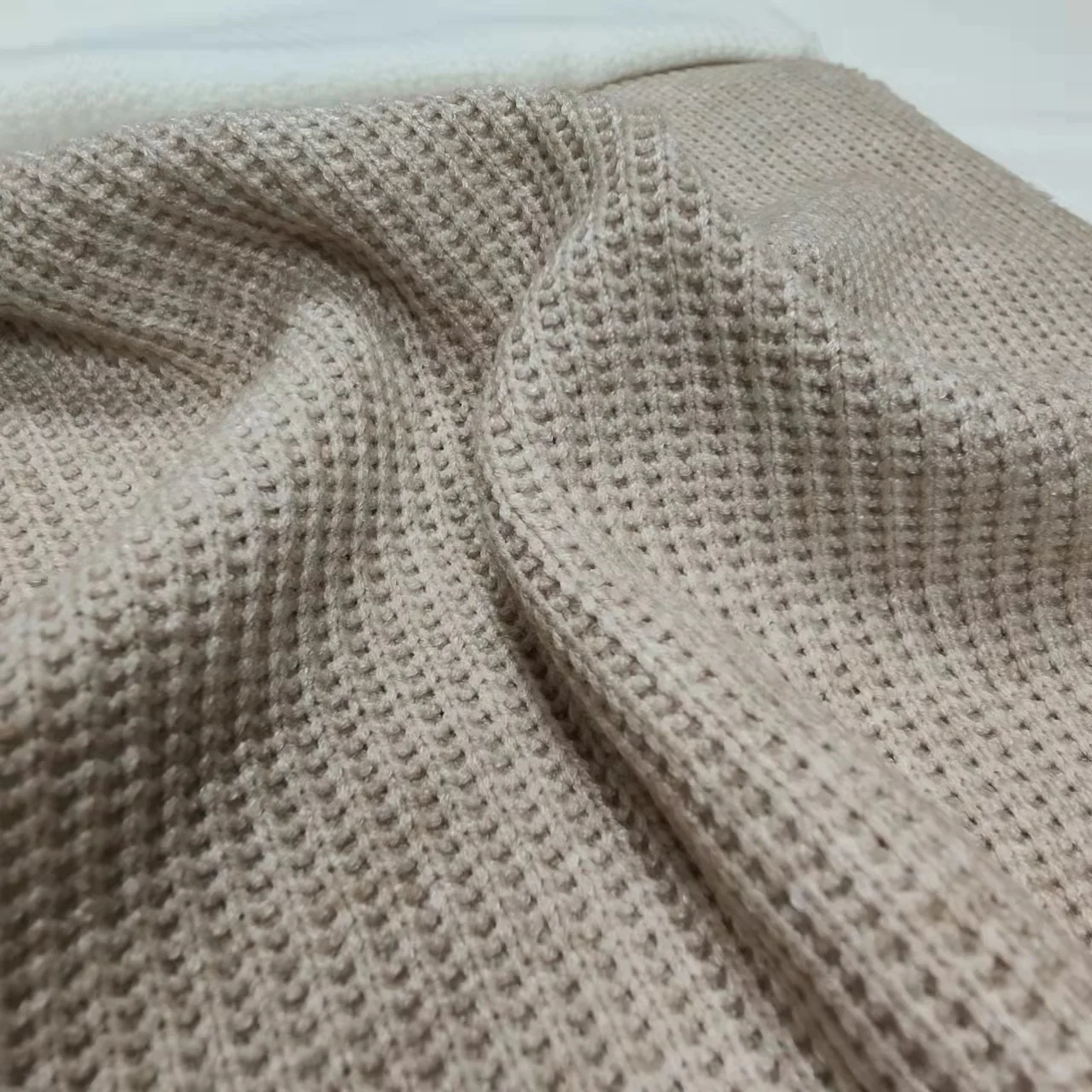 Classic Waffle Design 51% Rayon 24% Nylon 25% Poly Rib Knit Stretch Fabric For Garment Wholesale