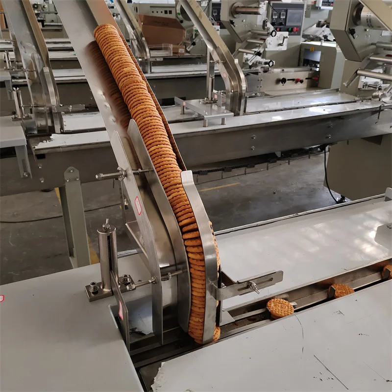 UPK-250BDSF Pillow packaging machine stainless steel material multifunctional packaging machine