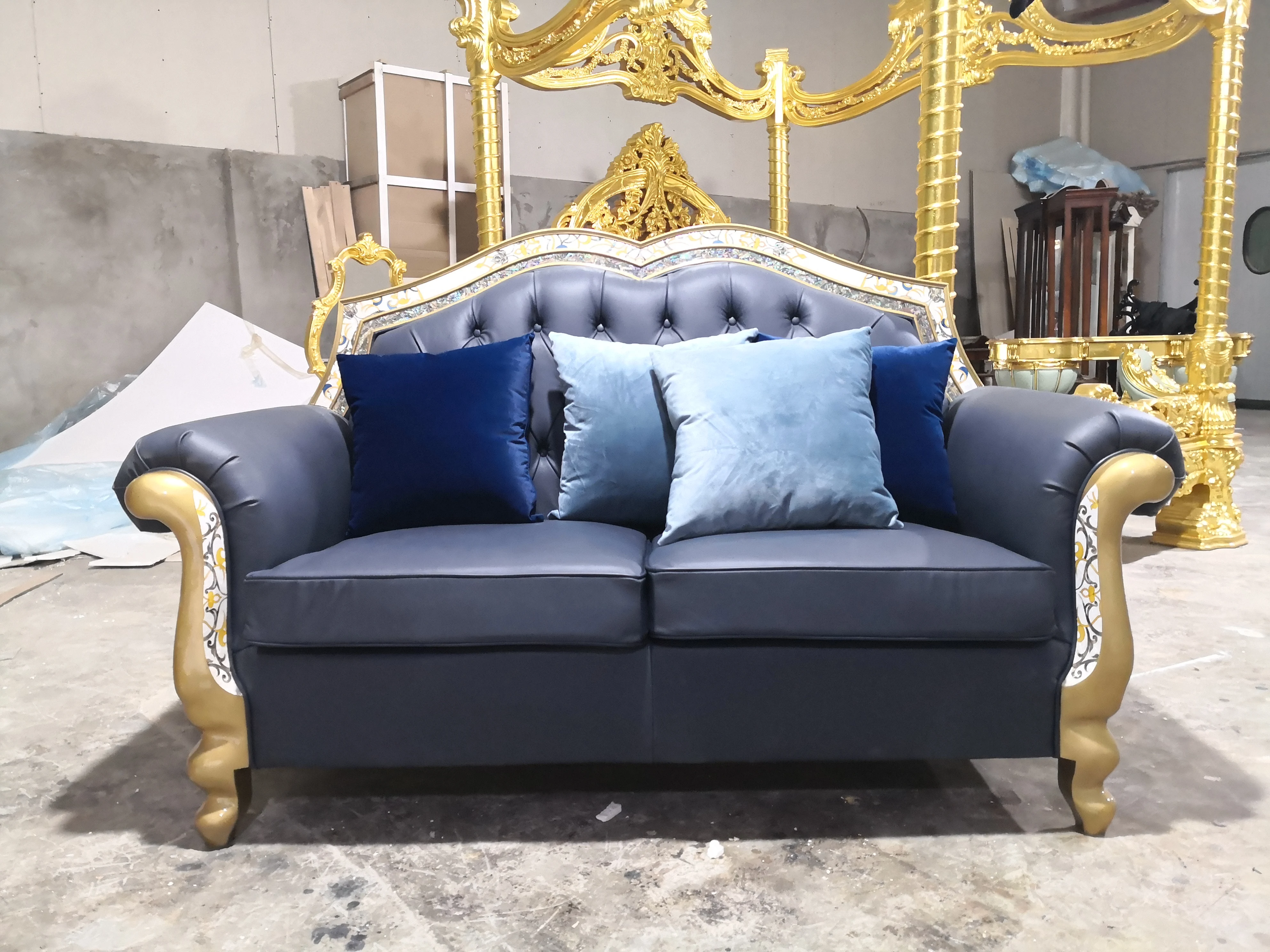 European style royal victorian vintage classic sofa furniture luxury classic carved solid wood sofa set