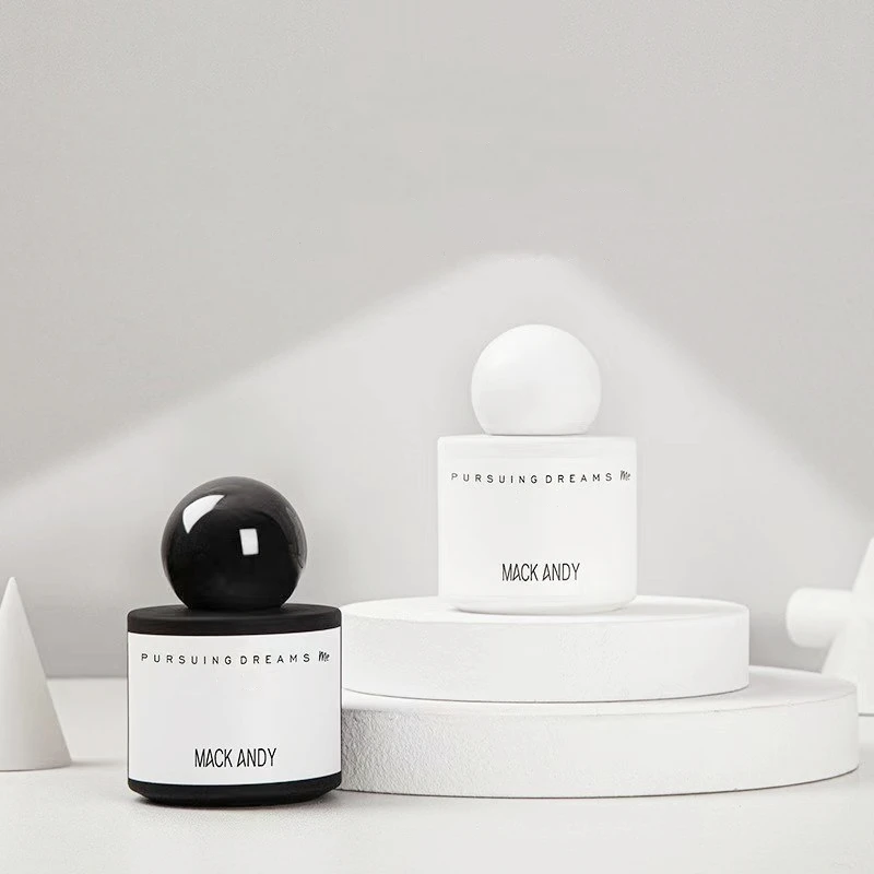 Wholesale Customized Logo 50ml Black White Round Empty Perfume Bottle with Box