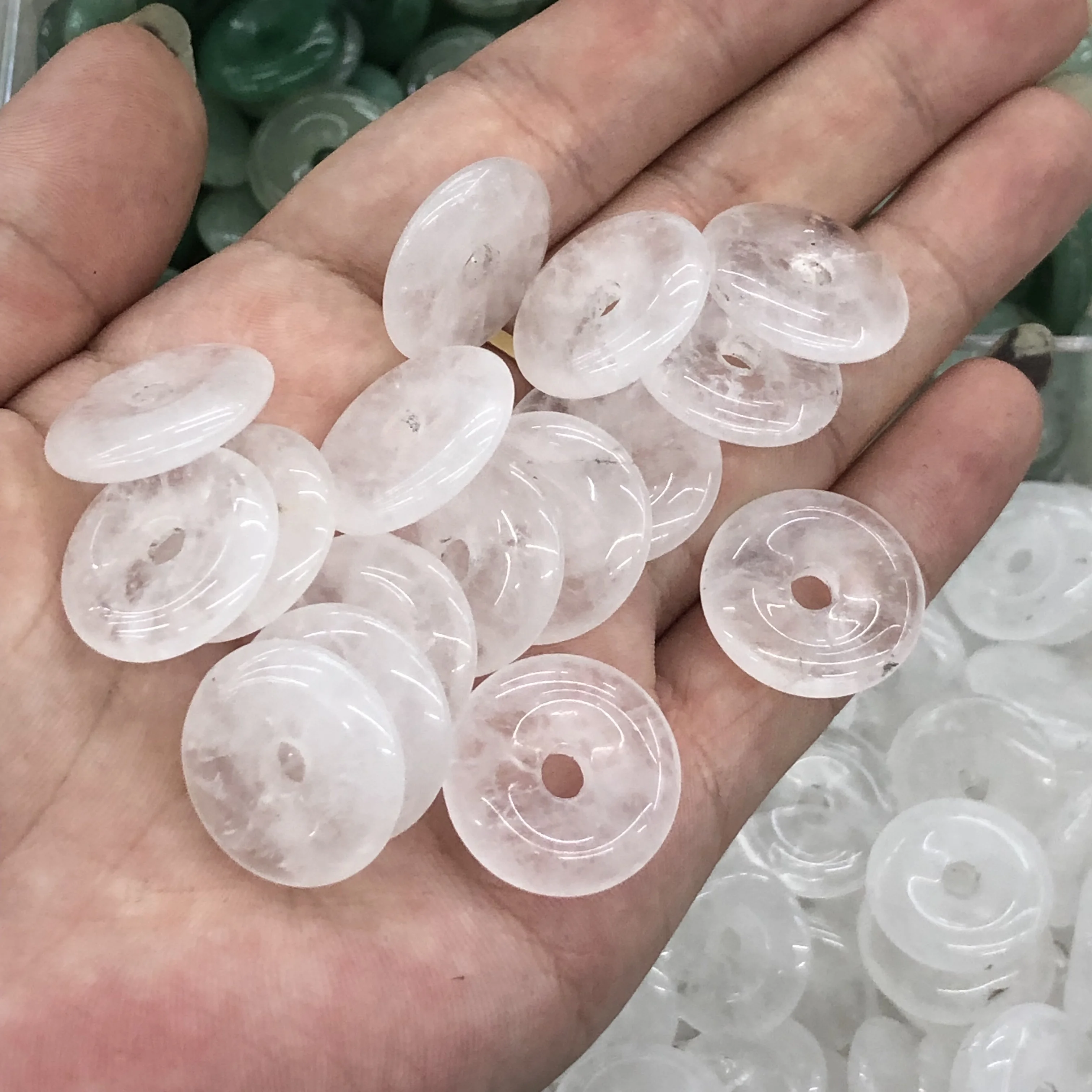 New natural stone crystal agate jade peace button 20mm doughnut nostalgia peace button pendant necklace accessories wholesale