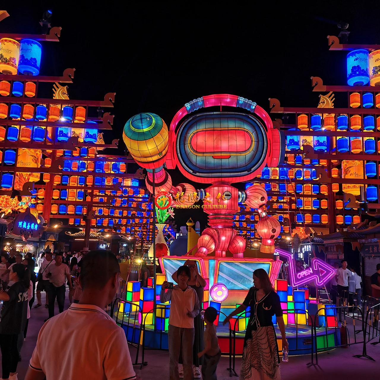 High Quality Design Outdoor Waterproof Chinese Decorative Silk Fabric Robot Parade Festival Lanterns Price for Ramadan Display