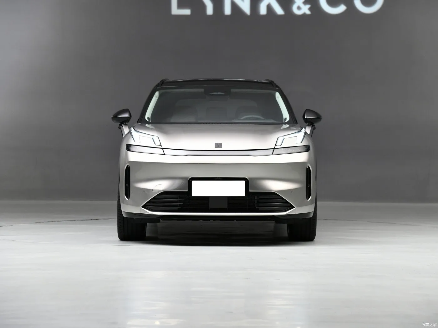 Lynk & Co 08 2024 версия 03 06 02 09 новый автомобиль 2023 EM-P времени ограниченный выпуск тройного лития для продажи высокого качества