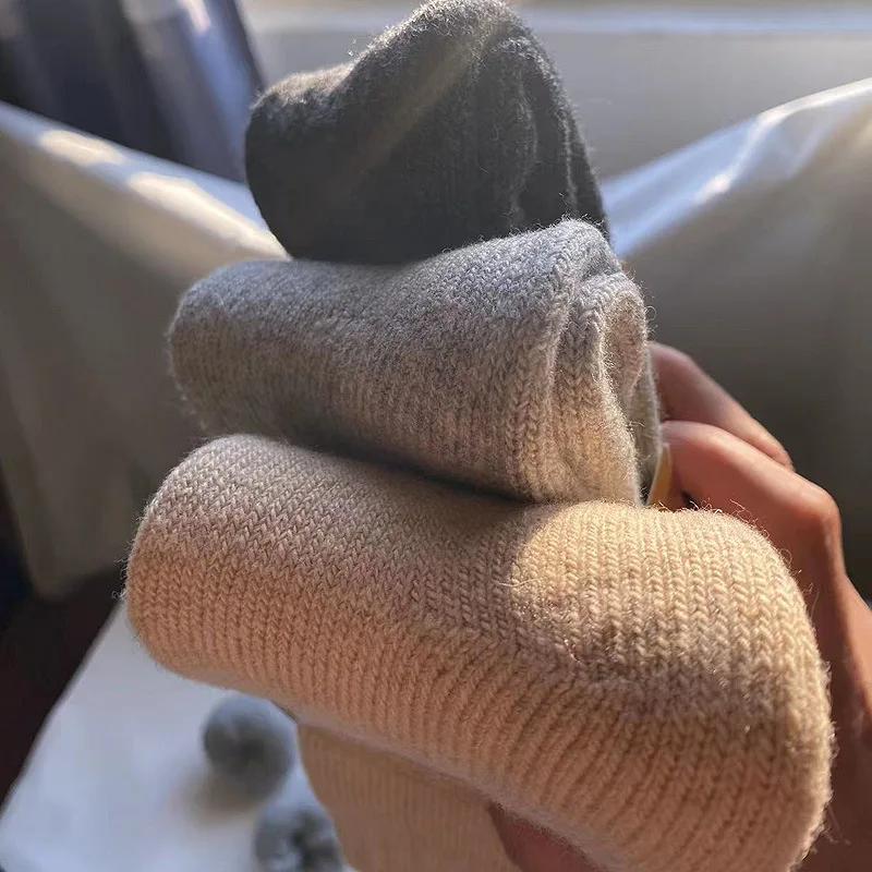 High Quality Wholesale Mens Wool Thick Winter Thermal Tube Crew Socks