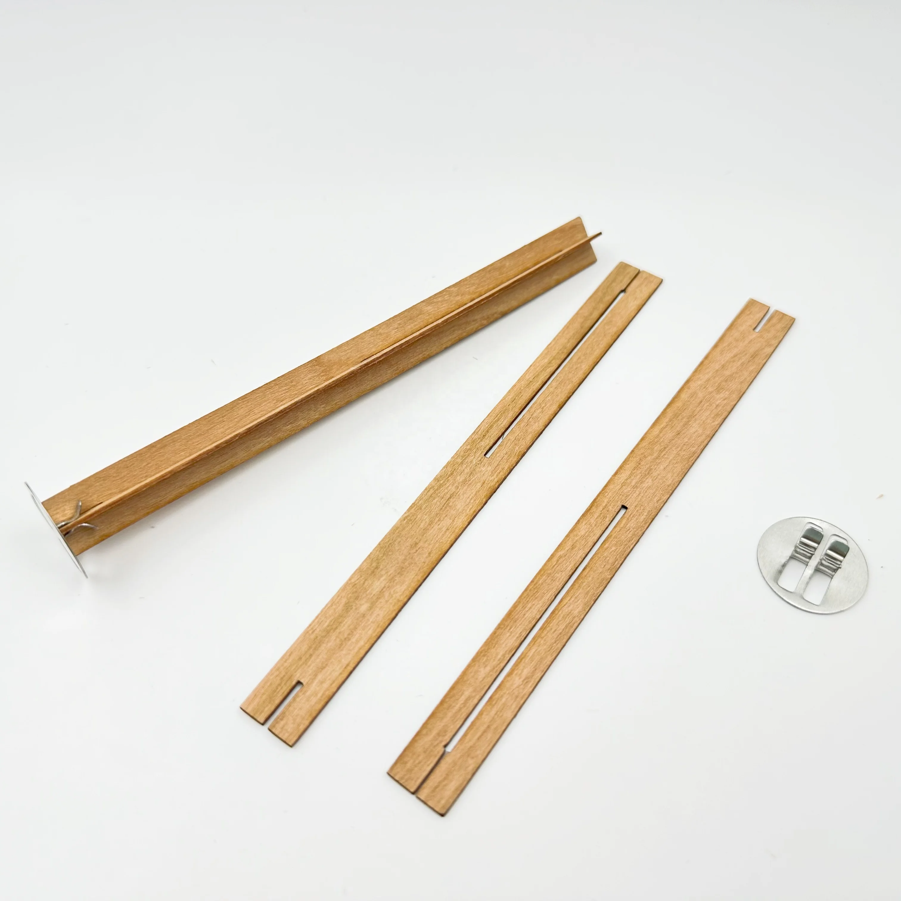 Wood Wicks for Candles Making - Smokeless  Cross Wooden Wicks . Wood Wick With Metal Clip for Candle Making and DIY Candle Craft