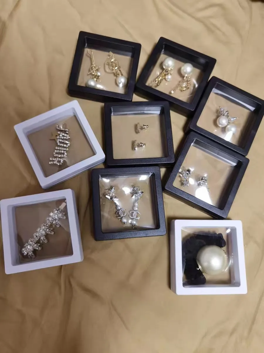 Spot customized multi color portable transparent PE film display box suspended packing box jewelry ring bracelet box