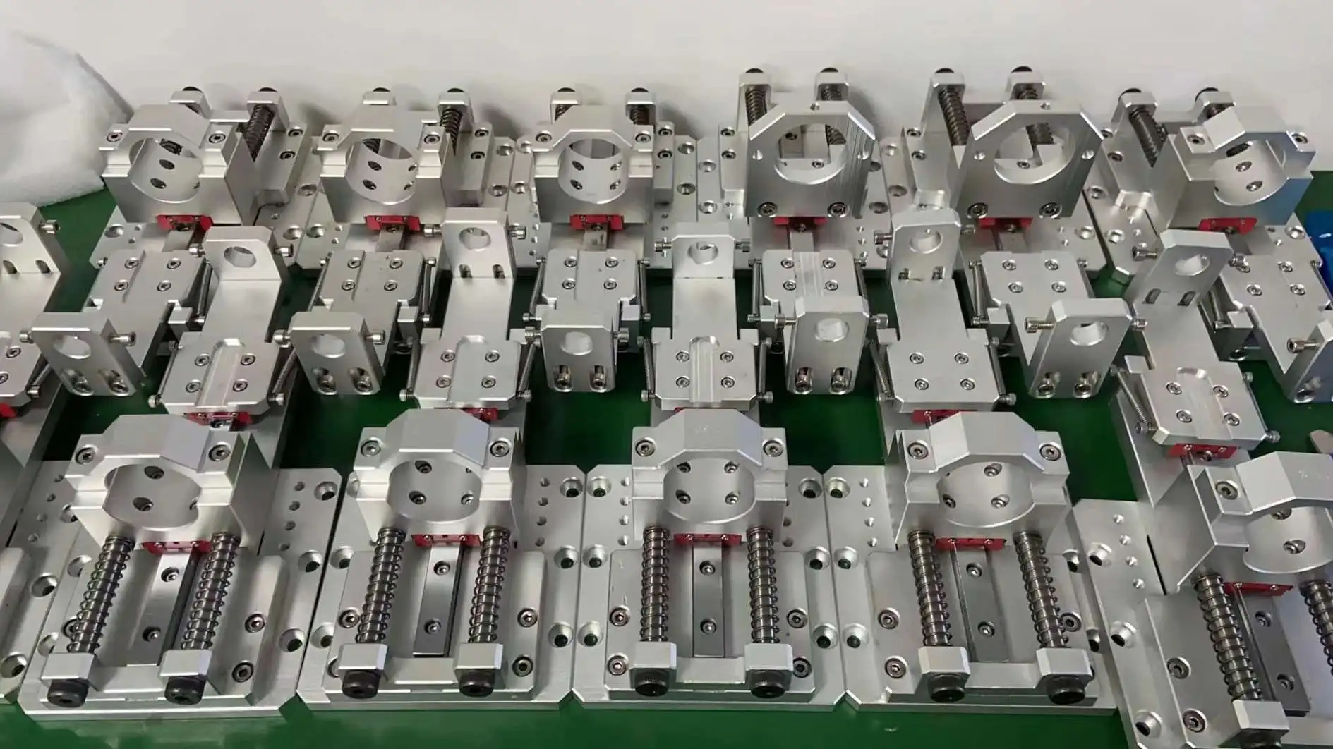 Oem изготовленные на заказ детали центра обработки алюминия Cnc токарные металла из нержавеющей стали услуги токарного станка