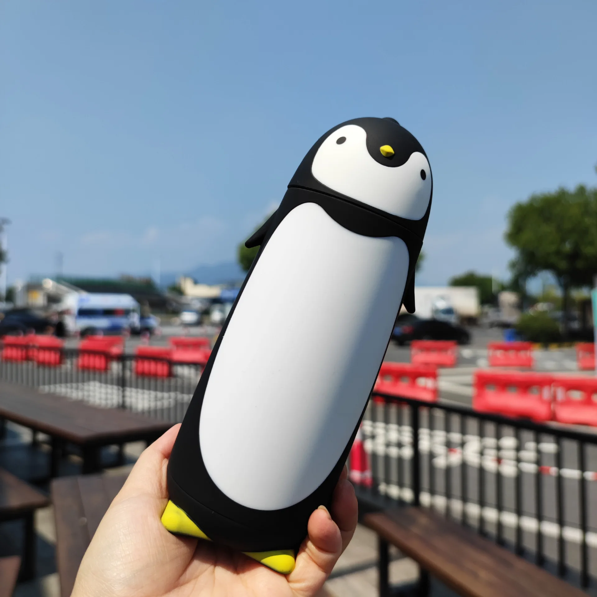Creative Cartoon Penguin Water Bottle Easy to Use High Beauty Customized Printing Advertising Business Gift cute thermos cup