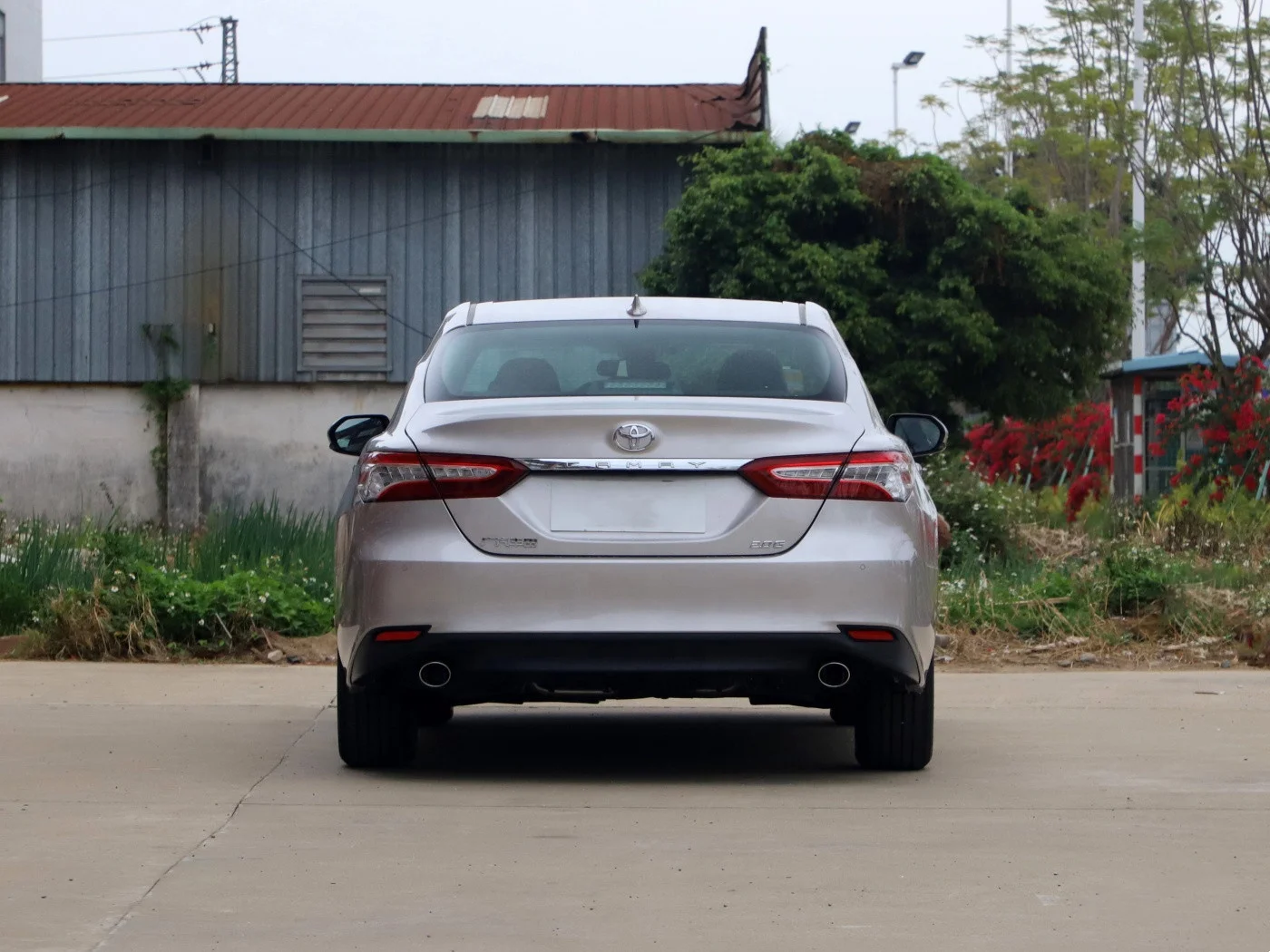 2022 178hp E-cvt Dual Engine 2.5he Elite Plus Edition Hybrid Electric New Energy Vehicles Petrol Gasoline Car for Toyota Camry