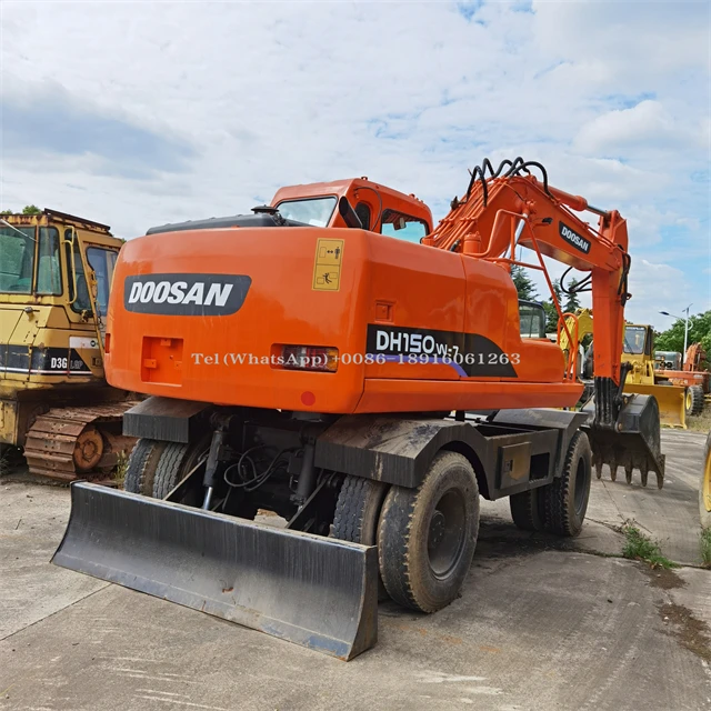 Exclusive Grade Used Doosan 150W-7 Wheel Excavator Second Hand Engineering & Construction Machinery With Powerful Engine