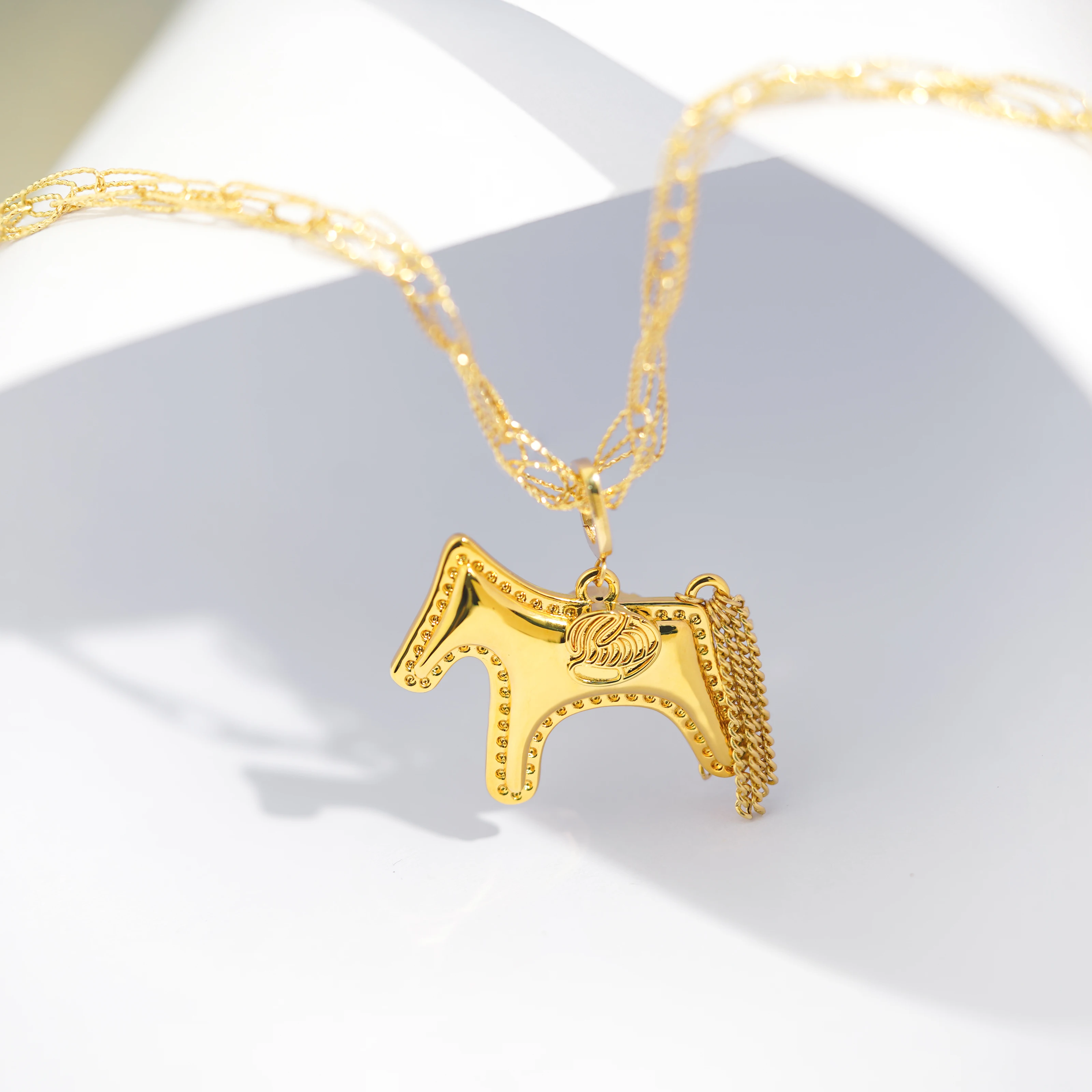 PCX Jewelry Real 18k Gold pendant necklace Brand Jewelry Horse Animal Pendant AU750 Yellow Gold Necklace For Women Jewelry Charm