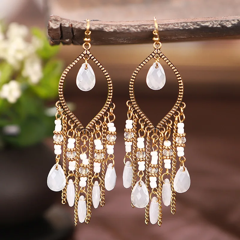 Wholesale Vintage Style Antique Gold Plated Hook Boho Rhinestone Chandelier Earrings Jewelry For Women Ladies