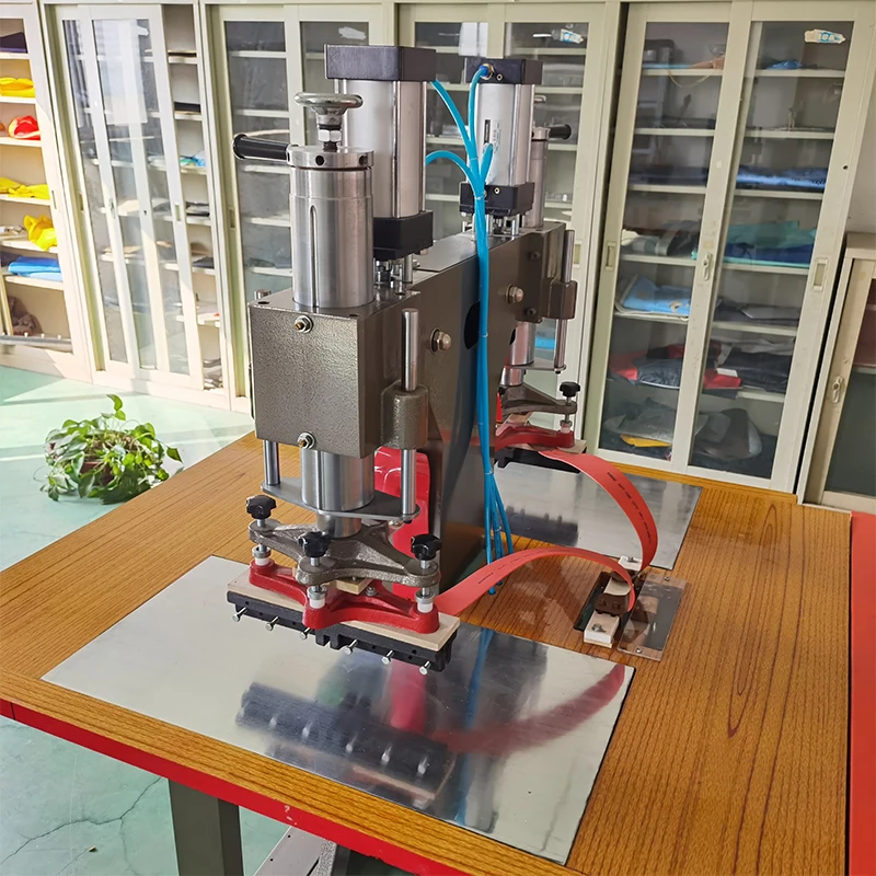 High frequency shoe upper logo embossing machine for shoes upper making