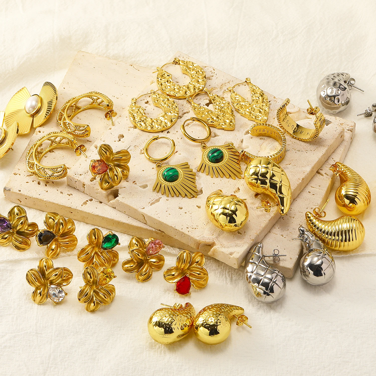 Titanium steel retro fashionable malachite stainless steel diamond inlaid flower light luxury temperament earrings