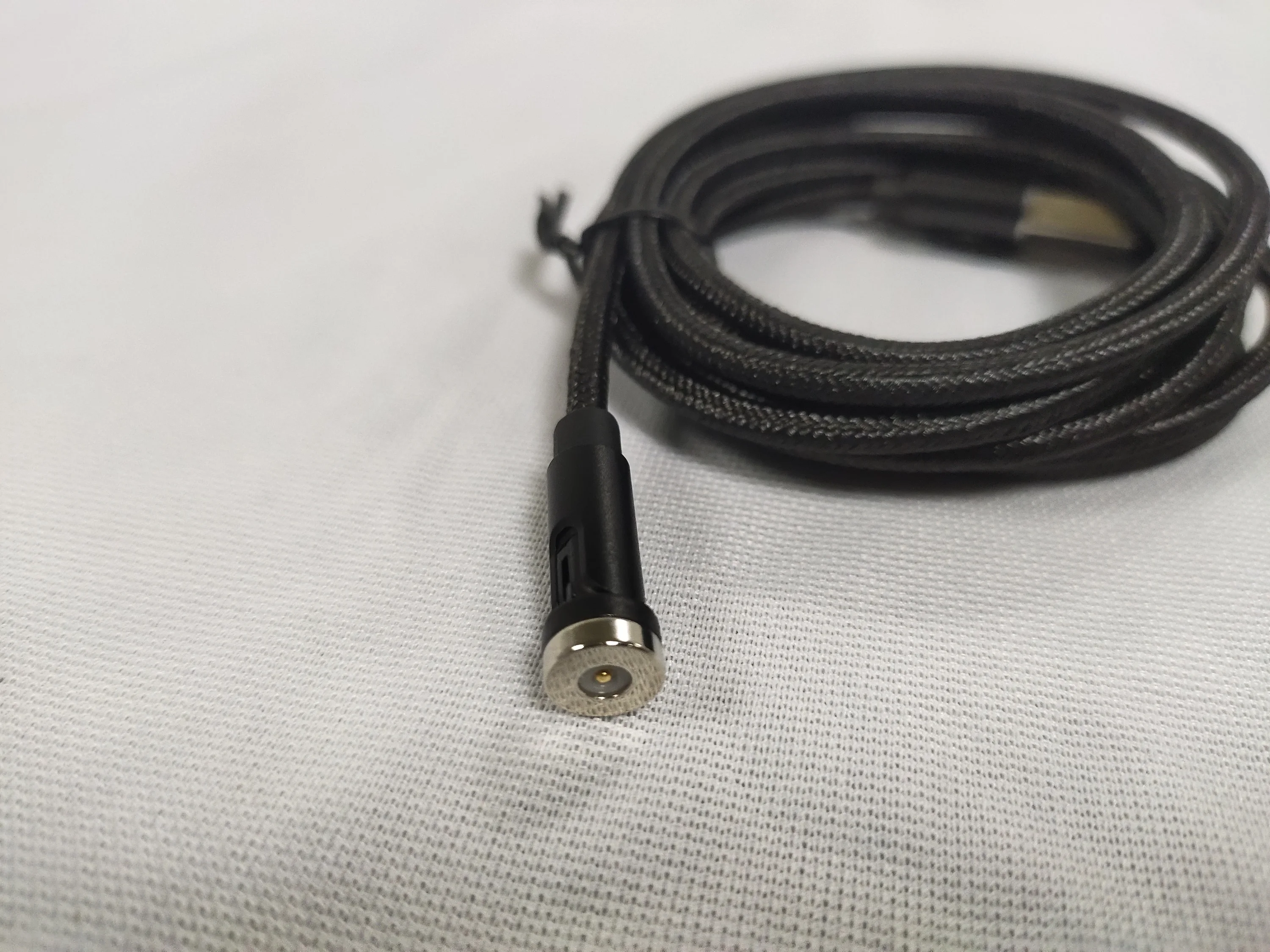 Round Magnetic USB 3 in 1 Magnet Charger USB-C Cable With Type-C Micro USBA lOS Charging Cable For Phone And Smart Watch  2M