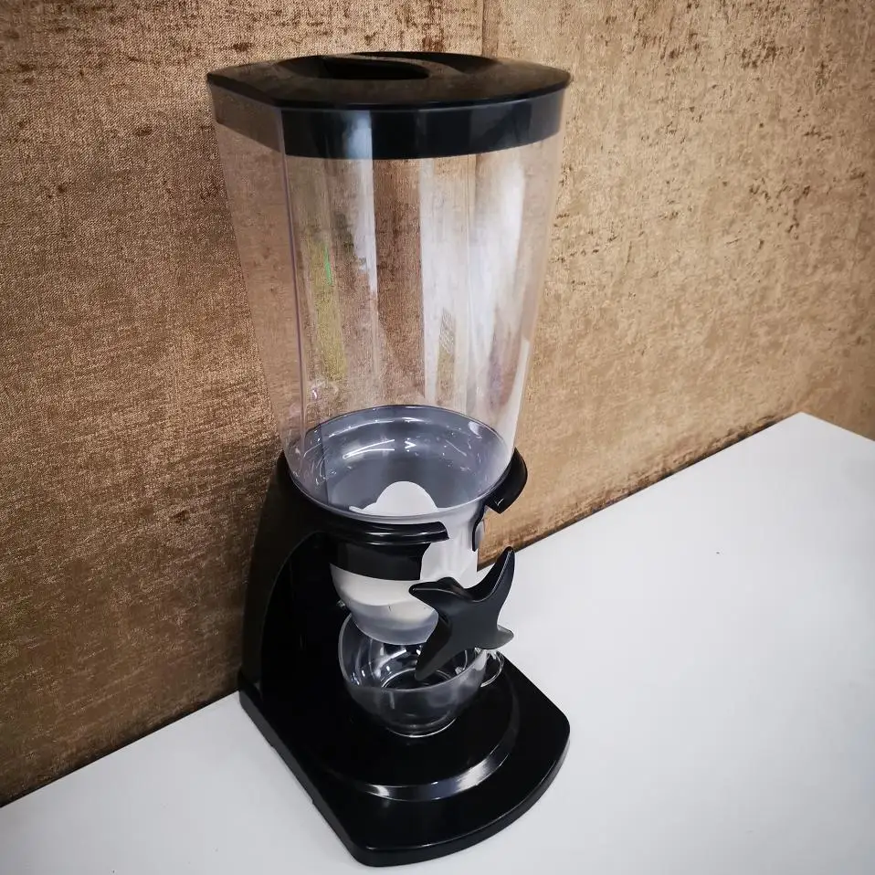 Popular  wholesale good quality new style plastic 1.5L bulk  food cereal container grain dispenser