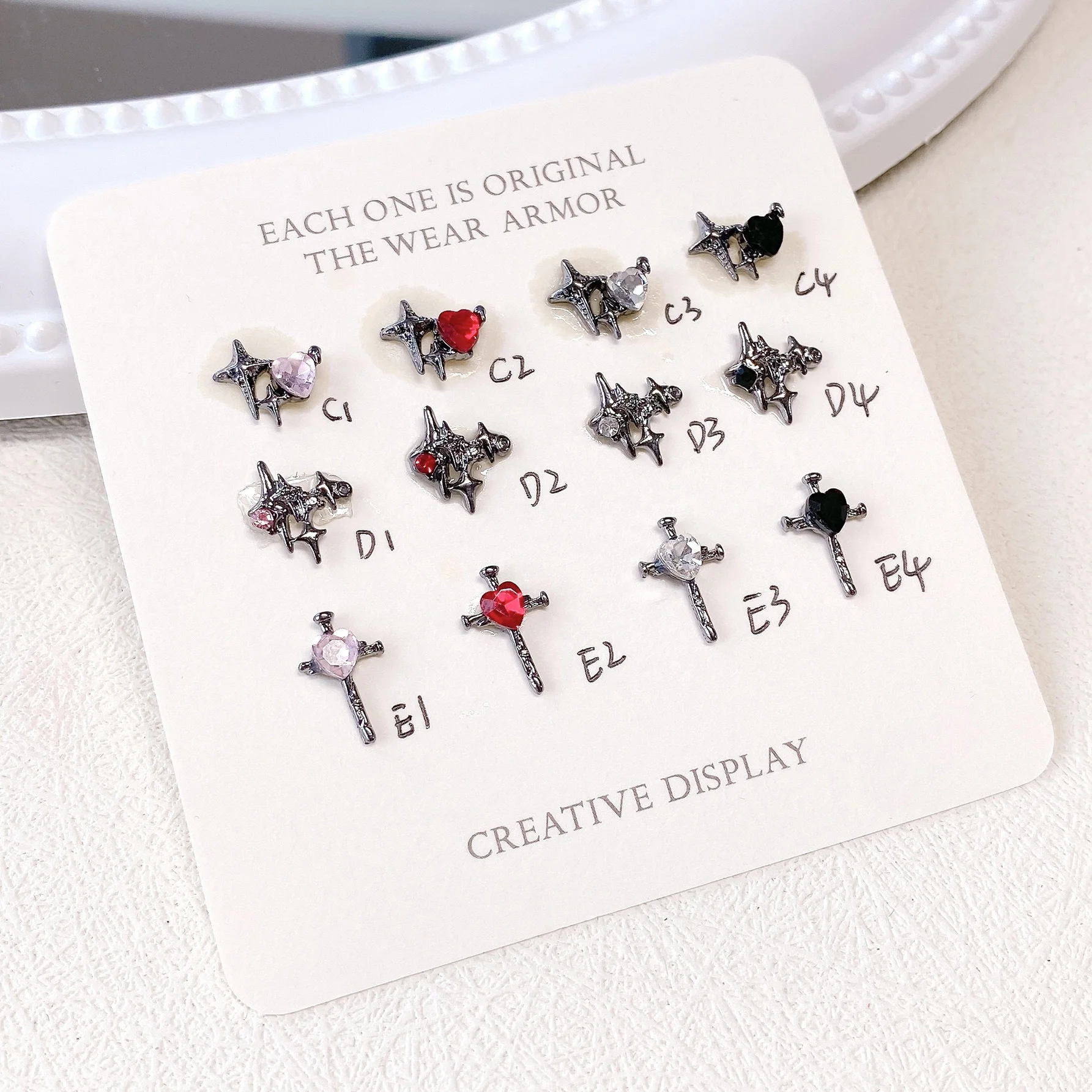 Hot Selling Alloy Retro Punk Metal Cool girl Nail Accessories 3D For Halloween DIY Decorative Nail Art Charms