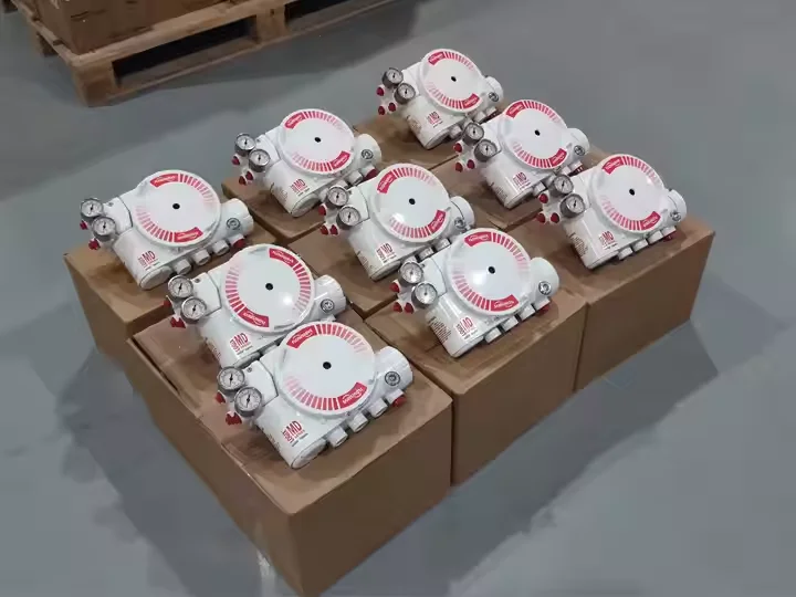 Chinese Control Valve With FLOWSERVE Digital Positioners - Logix 3200MD-10-D6-E-04-40-0G-00 and ASCO Solenoid Valve in STOCK