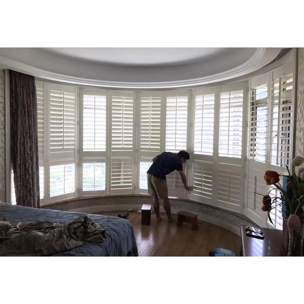 Эксклюзивные окрашенные или витражные жалюзи для эркера 64 мм