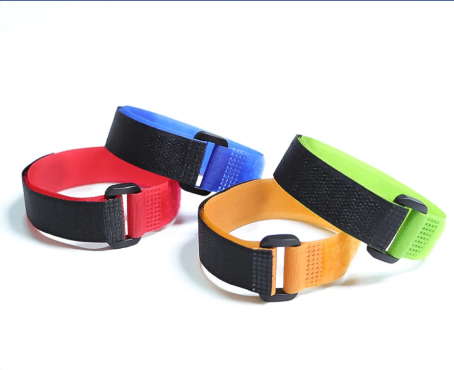 
Китайские поставщики, быстрая доставка, многоразовый регулируемый крючок и петля, Кабельная Стяжка с пряжкой для Amazon и розничной торговли 