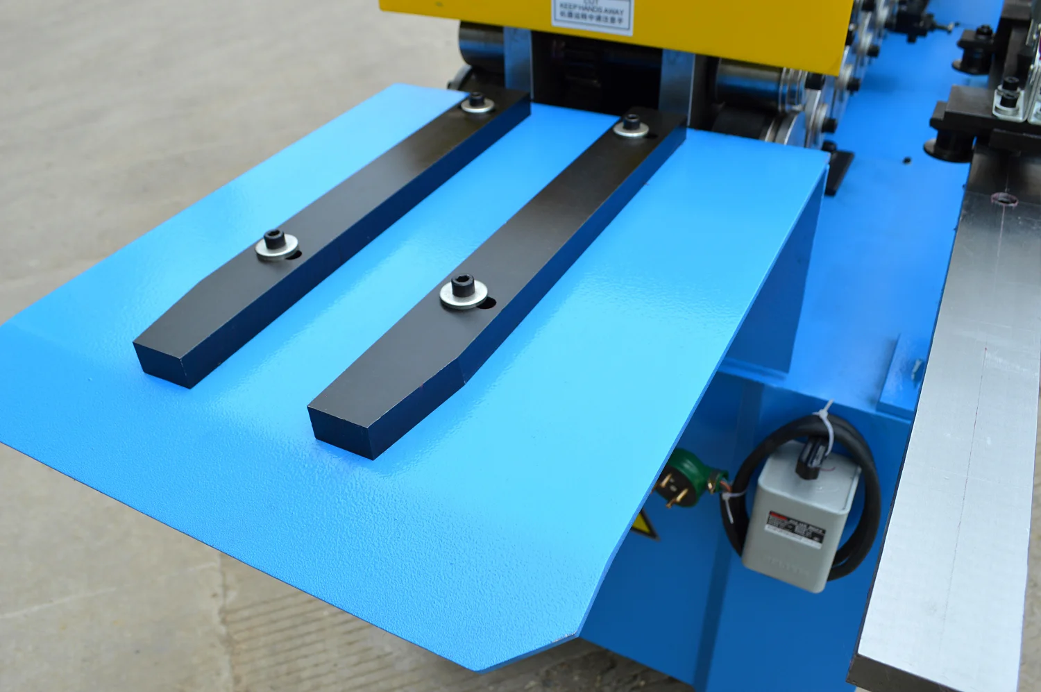 HVAC air duct machine TDF flange making machine with flange roll forming machine