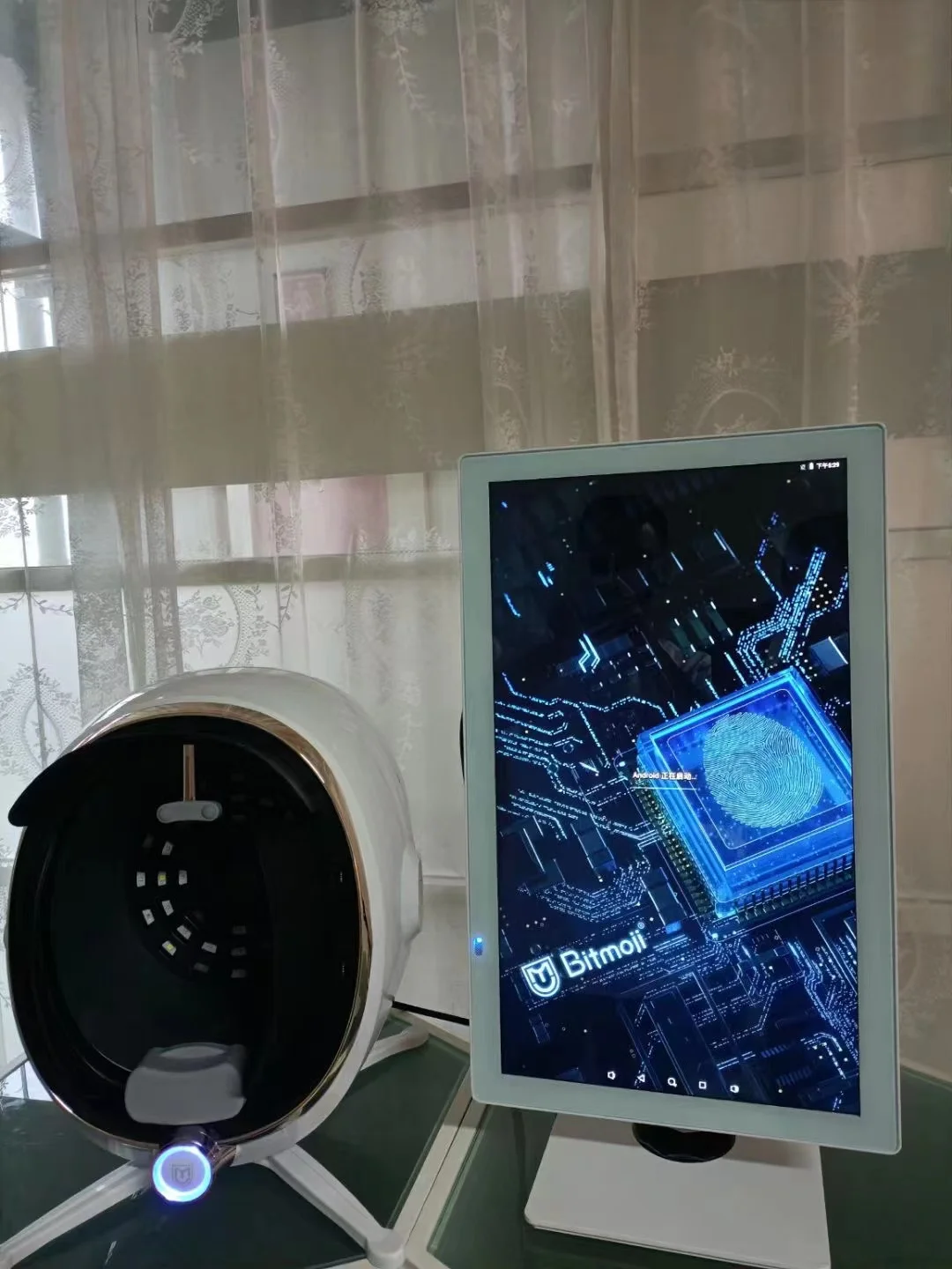 2023 Professional Smart Digital Skin Detector Skin Full Face Analyzer Scanner Machine Super Large Screen