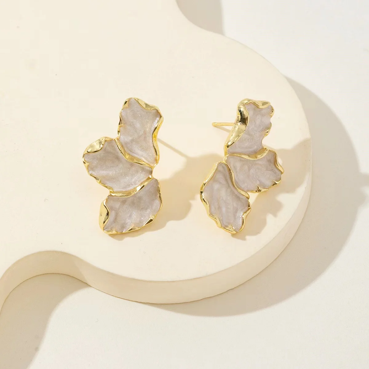 Trendy Jewelry Unique Statement Maple Leaf Flower Drip Oil Earrings Multiple Colors Enamel Irregular Petal Earrings For Women