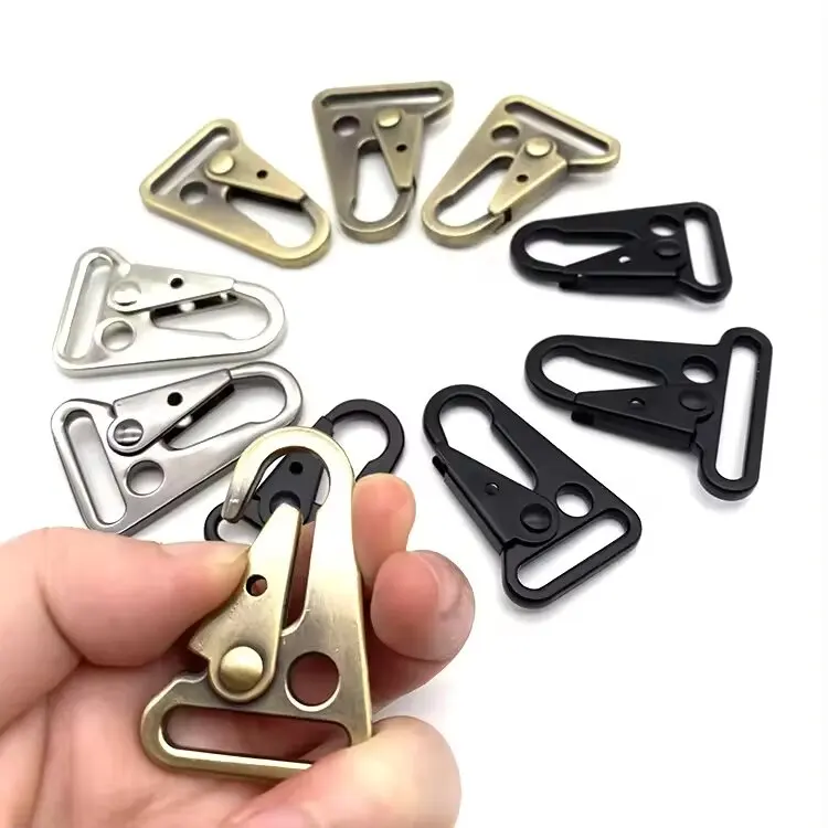 Metal safety buckle flat wire hook buckle zinc alloy color buckle customized label luggage accessories