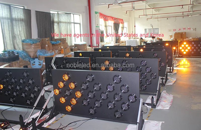 Truck Mounted OEM LED Arrow Board Construction site installation warning arrow board flashing arrow direction light on sale