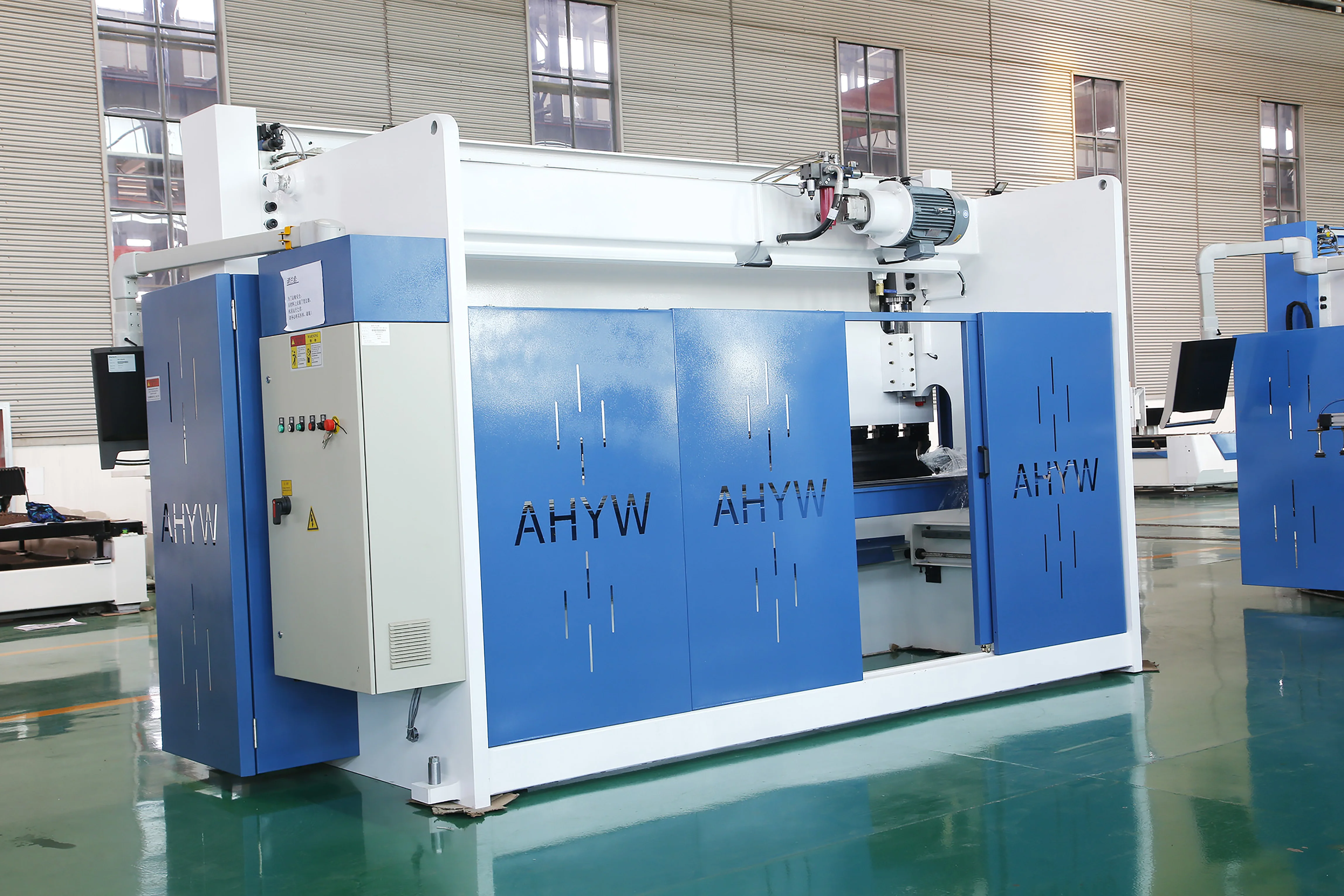 AHYW 500 Ton 4000MM CNC Automatic Hydraulic Bending Machine 4+1 Axes