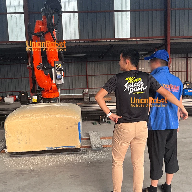 Industrial Robot Arm 50Kg Payload With Customized Gripper For CNC Robot Arm Assembly Screwdriving