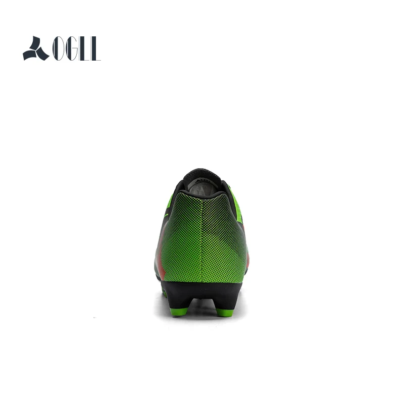 
2021New arrival soccer shoes indoor and outdoor Training football shoes 