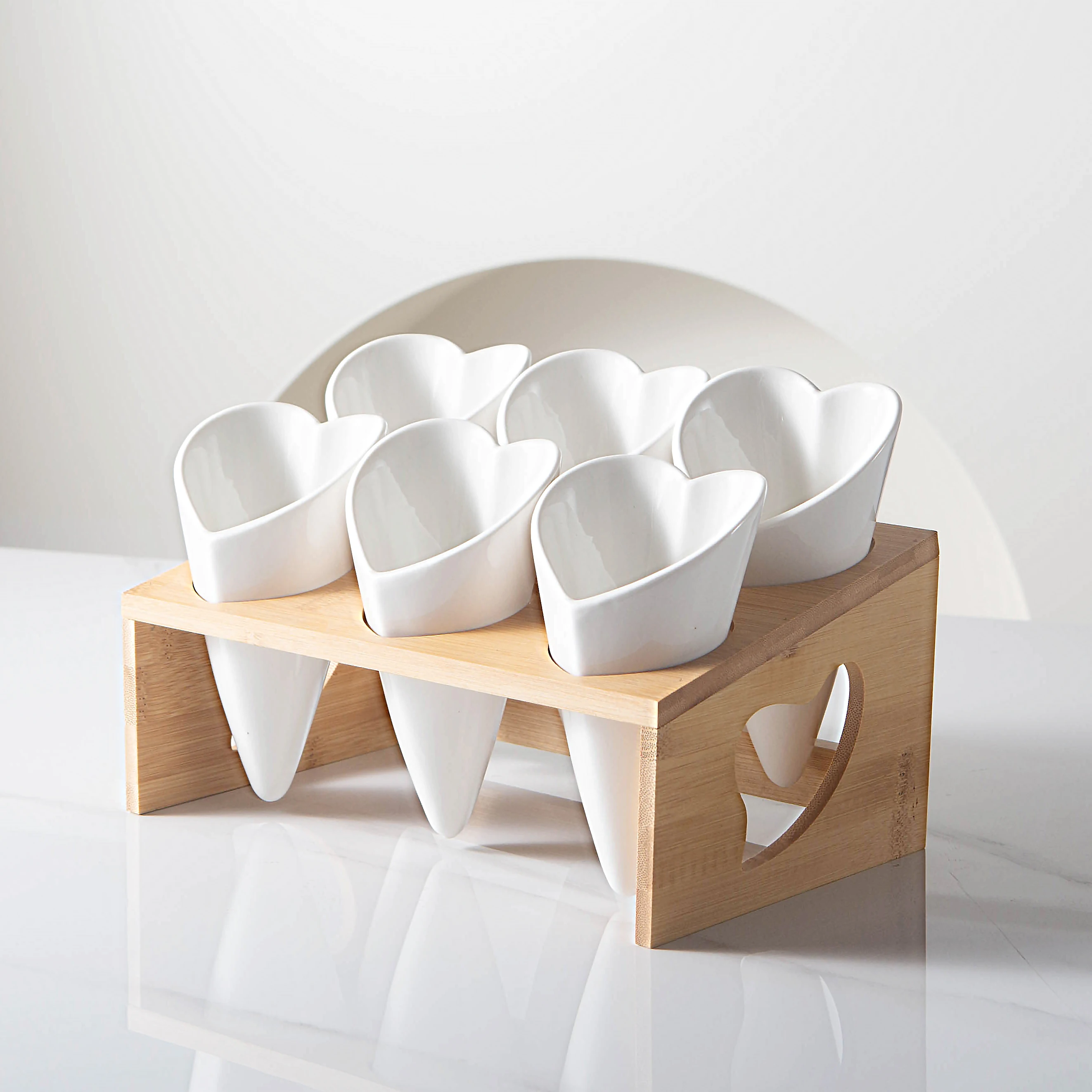 Подставка для картофеля фри в форме сердца подставка конических с бамбуковым подносом фарфоровые конусные подставки закусок жареной курицы