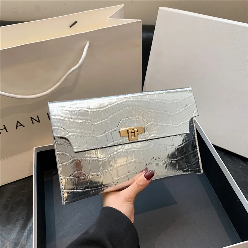 Envelop Flat Shape Daily Life Shopping Wallet Crocodile Pattern Bright Pu Leather Women Handbag Buckle Fashion Ladies Clutch Bag